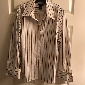 Blouse with stripes and cuff link style cuffs, buttons
